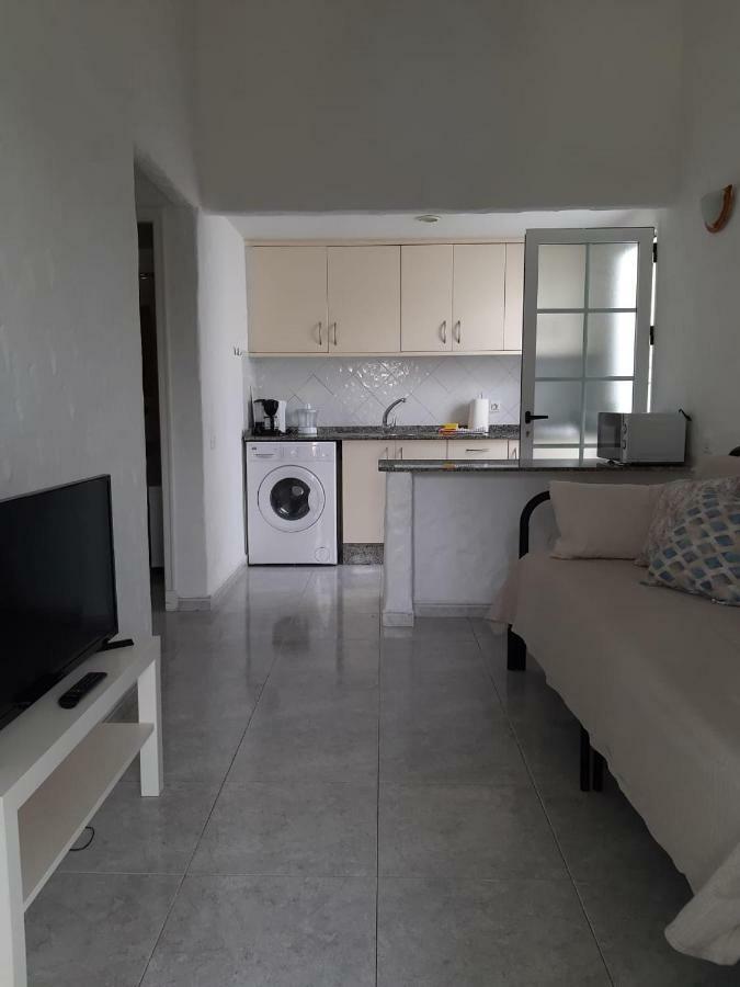 Bungalow With Private Garden Nex To Yumbo Center Villa มาสปาโลมาส ภายนอก รูปภาพ
