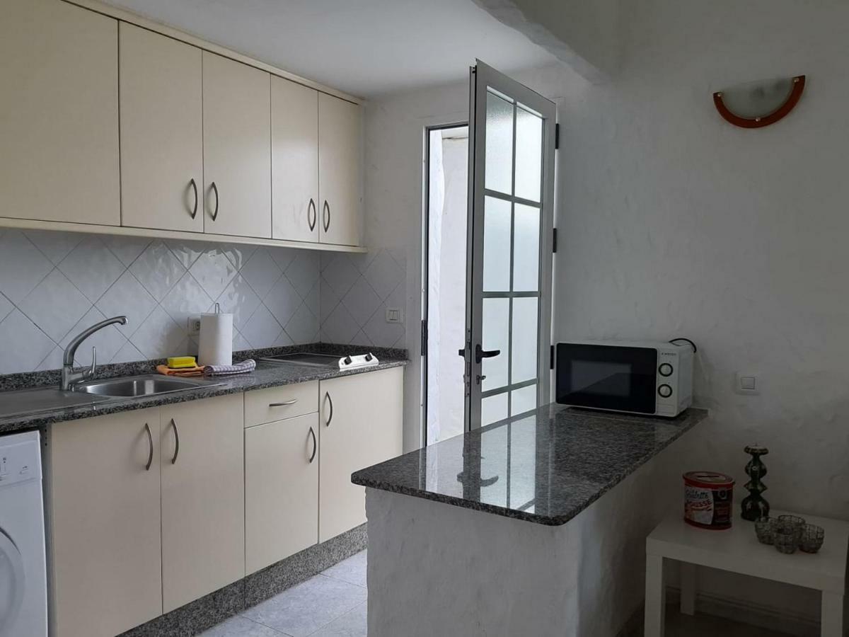 Bungalow With Private Garden Nex To Yumbo Center Villa มาสปาโลมาส ภายนอก รูปภาพ