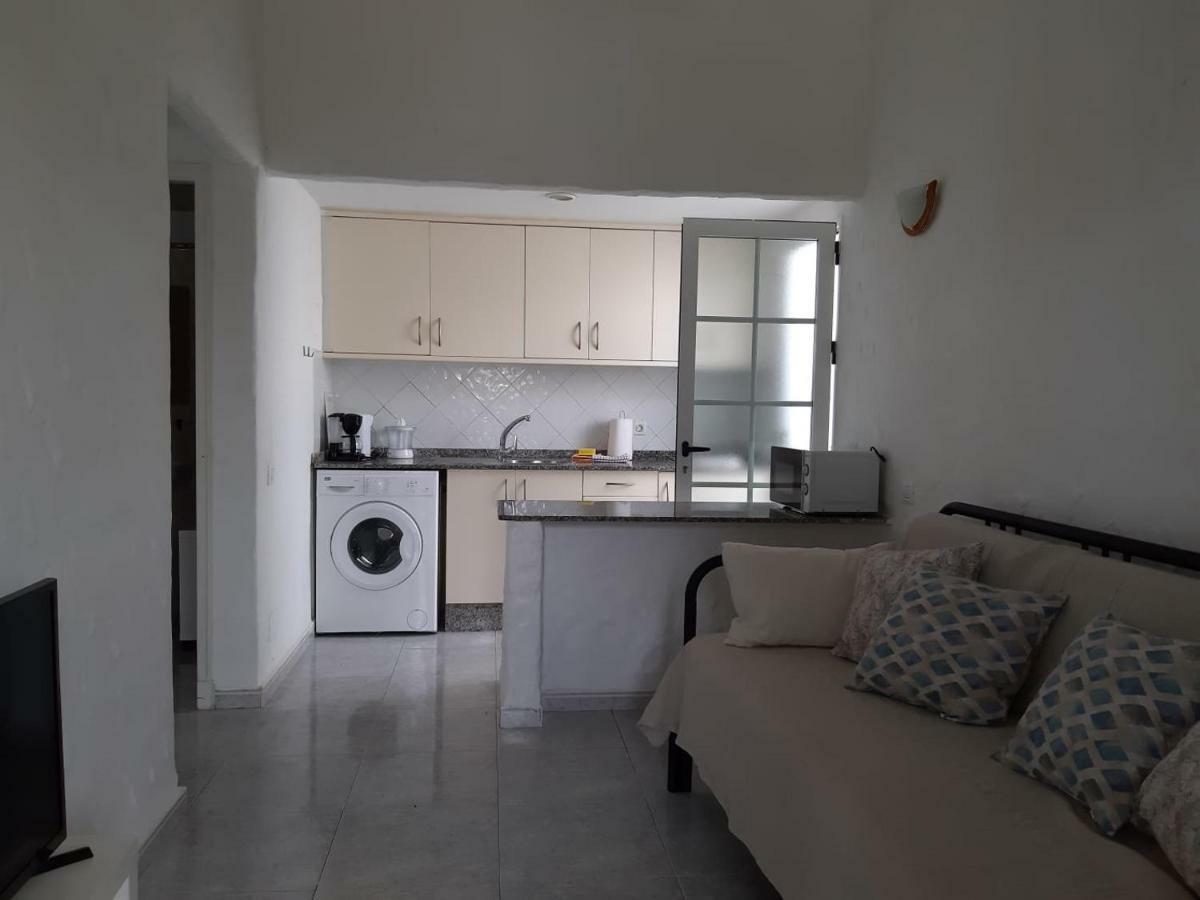 Bungalow With Private Garden Nex To Yumbo Center Villa มาสปาโลมาส ภายนอก รูปภาพ