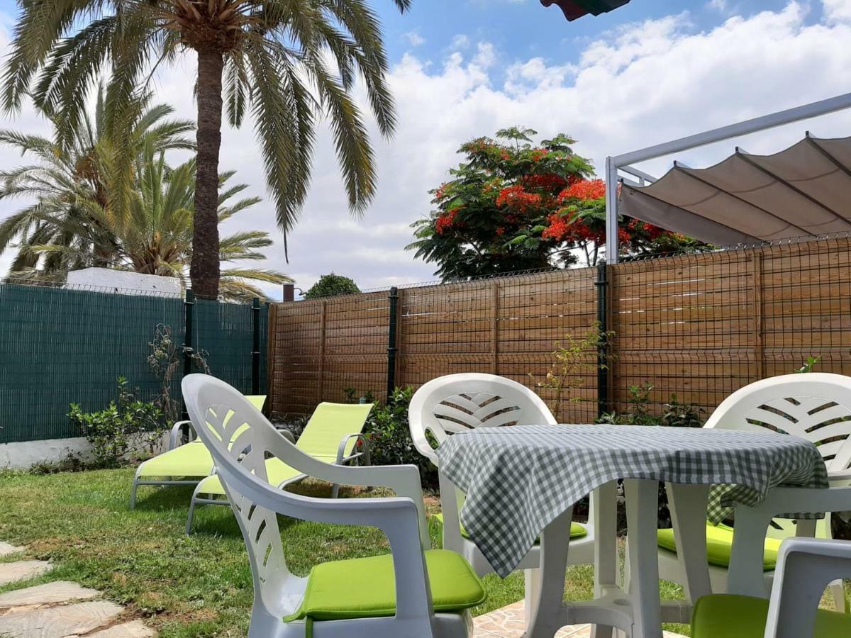 Bungalow With Private Garden Nex To Yumbo Center Villa มาสปาโลมาส ภายนอก รูปภาพ